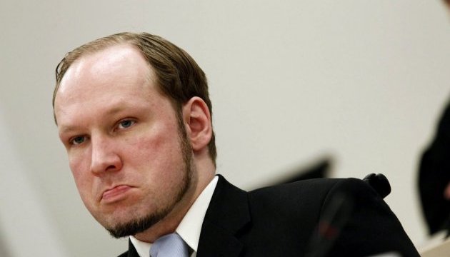Апеляційний суд: Норвегія не порушує права масового убивці Брейвіка