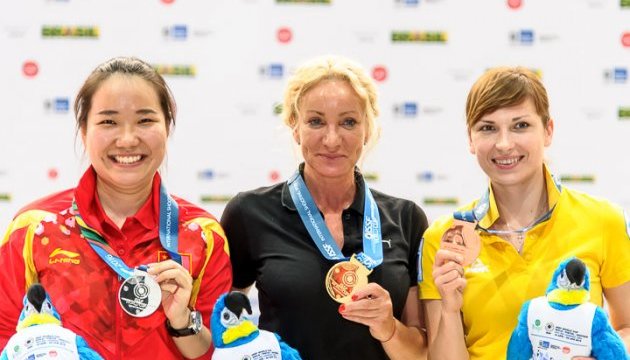Олена Костевич завоювала другу медаль на етапі КС-2016 з кульової стрільби