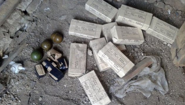 У покинутому будинку біля Торецька знайшли гранатомет, набої і танковий снаряд