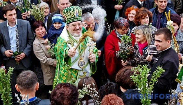 Православні та віряни УГКЦ святкують Вербну неділю