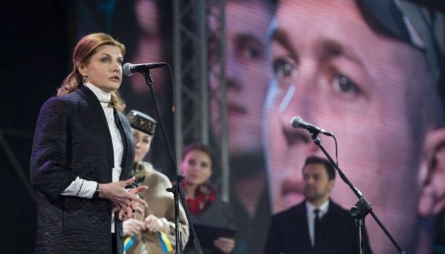 Марина Порошенко закликала світ голосувати за Джамалу