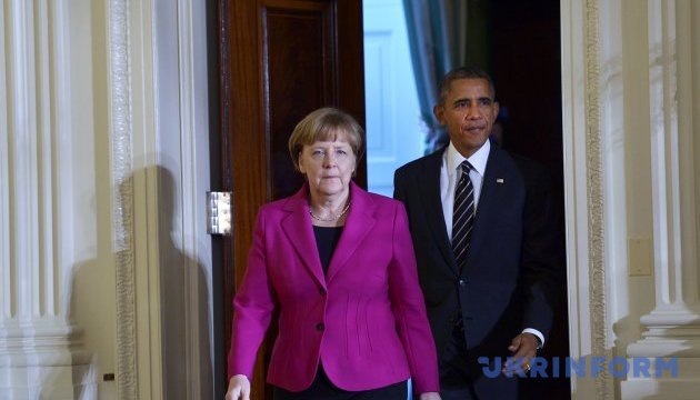 Обама й Меркель висловились за негайне припинення насильства на Донбасі