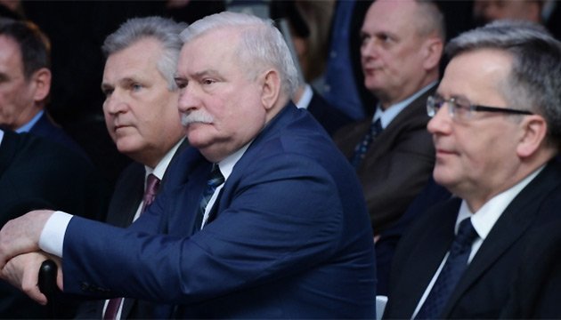Екс-президенти Польщі заявляють, що правляча PiS знищує державу