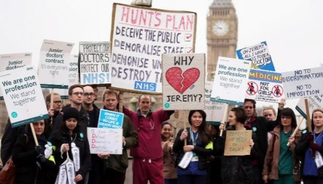 У Британії через страйк лікарів скасували понад 125 тисяч операцій