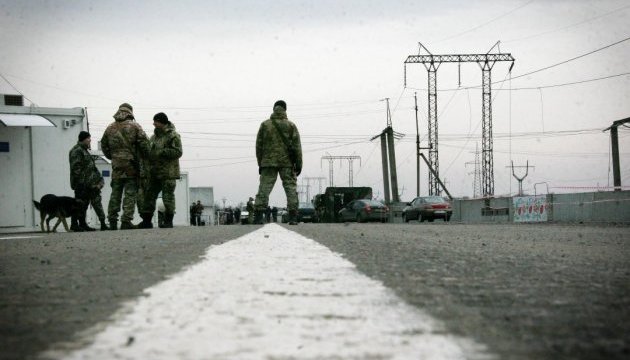 Бойовики заблокували пункт пропуску «Новотроїцьке»