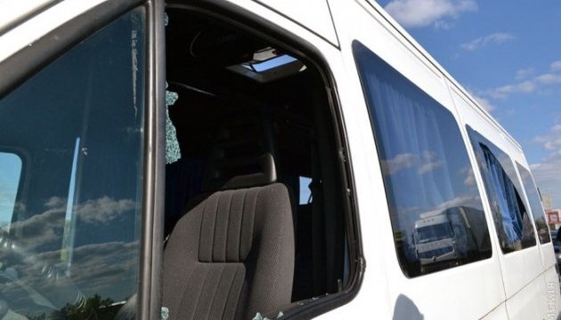 В Одесі шукають БМВ і Тойоту, з яких розстріляли автобус