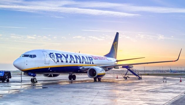 Ryanair обіцяє покращення сервісу в 2016 році