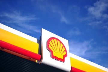 Shell continues to sell Russian gas after announcing trade suspension - BBC