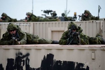 Британія та Емірати проводять спільні військові навчання