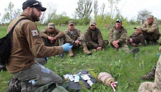 Десантники проходять медичний тренінг НАТО