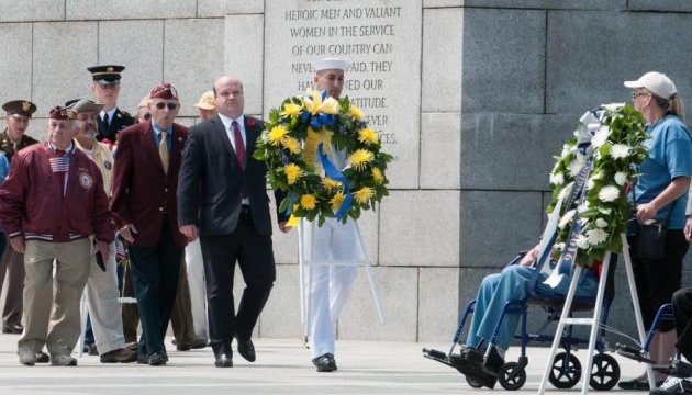 День пам'яті у Вашингтоні: Сприйняття перемоги у США має свої відмінності – Чалий