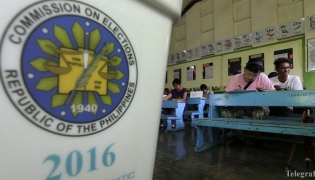 Філіппінці обирають президента, сенаторів і ще 18 тисяч чиновників