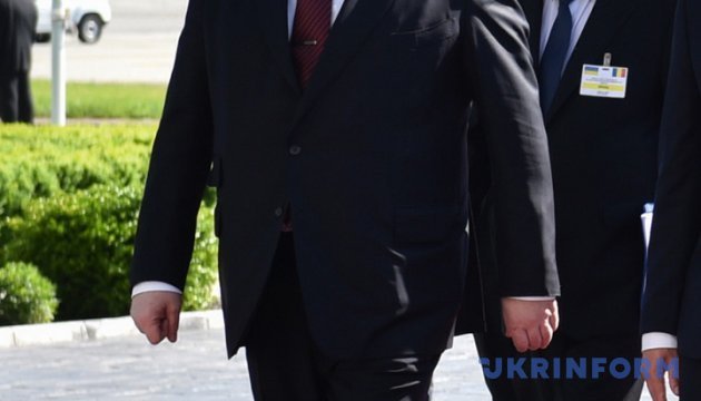 Порошенко підписав закон про три мільярди для Донбасу