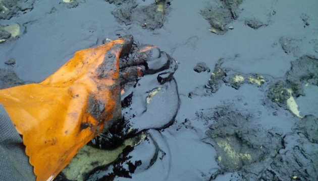 У Харкові через удари окупантів у річку потрапили 3 тисячі тонн нафтопродуктів