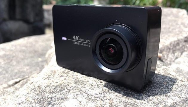 Xiaomi представила камеру Yi 4K Action Camera 2