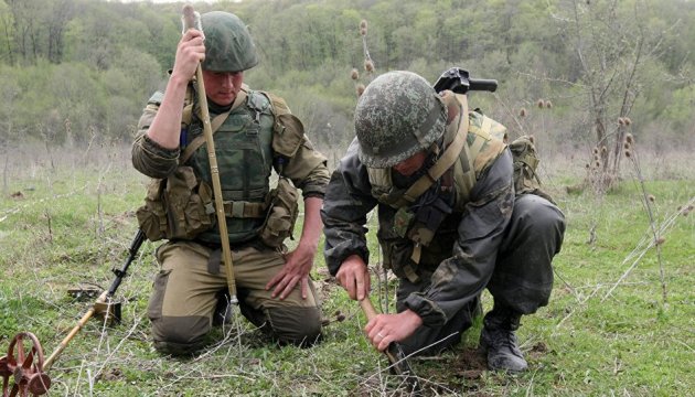Zapadores de Rusia minan las afueras de Donetsk