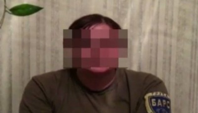 На Луганщині у людному місці схопили терористку з гранатою
