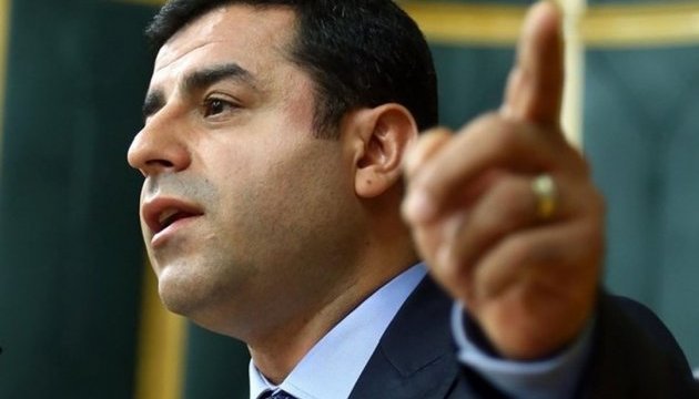 Опозиція Туреччини оскаржить замах на депутатський імунітет