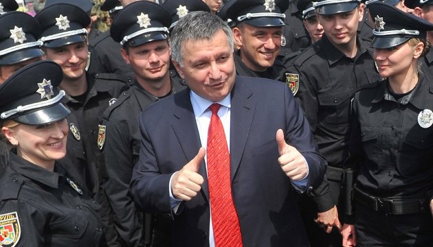 Аваков обіцяє завершити переатестацію поліції в жовтні