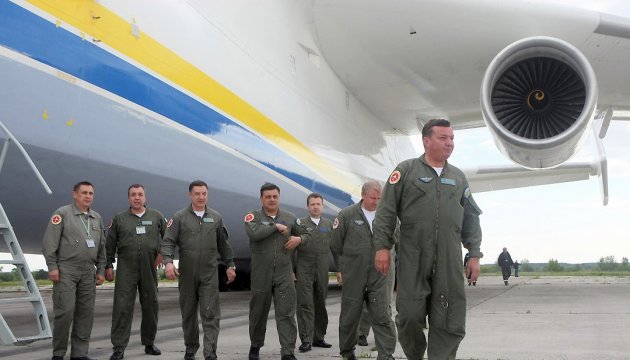 Estado Mayor General: Antonov desarrolla un avión de combate nacional