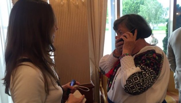 Мама Савченко поговорила з Надією
