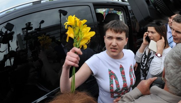 Video: Nadiya Savchenko gives short speech at Boryspil airport 