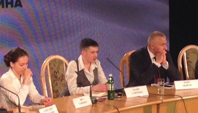 Савченко про вибори на Донбасі: Нам не дають самим подумати