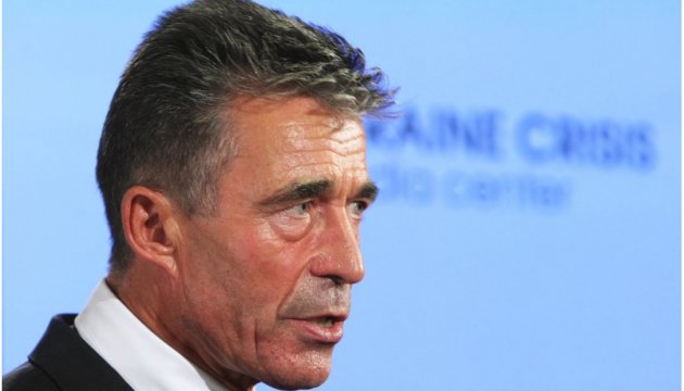 West should provide Ukraine with weapons and deploy peacekeepers to Donbas - Rasmussen