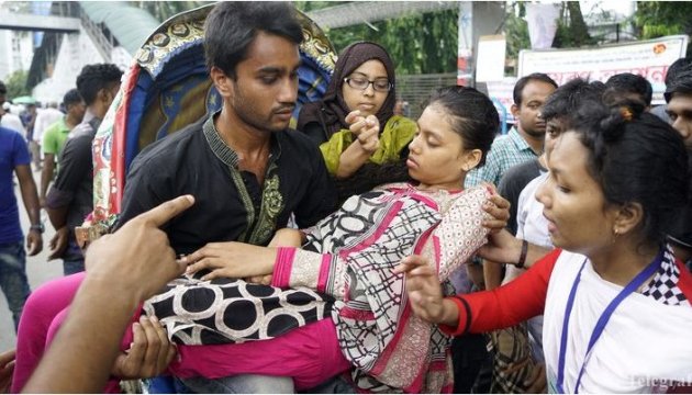 У Бангладеші затонуло пасажирське судно: щонайменше 10 загиблих 
