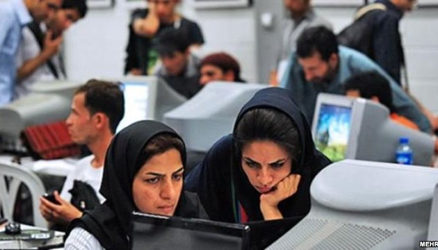 В Ірані влада взялася за особисті дані в іноземних соцмережах 