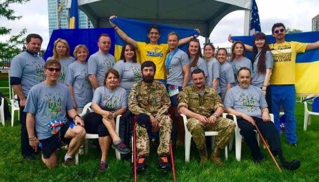 Українці Чикаго марафоном вшанували українських воїнів