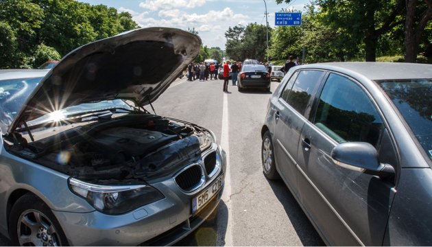 На кордоні із Польщею застрягли понад тисячу авто
