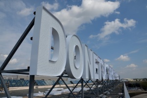 Attacke auf lokalen Mobilfunknetzbetreiber im besetzten Donezk und Ultimatum an „DNR“