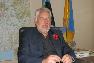 Потреби в евакуації з Новолуганського поки немає — Жебрівський
