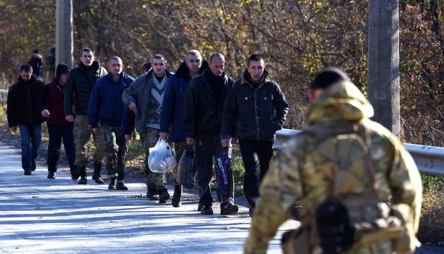 Геращенко: Бойовики вимагають амністії сотень в обмін на кілька заручників