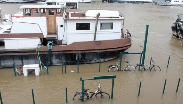 Рівень води в Сені пішов на спад
