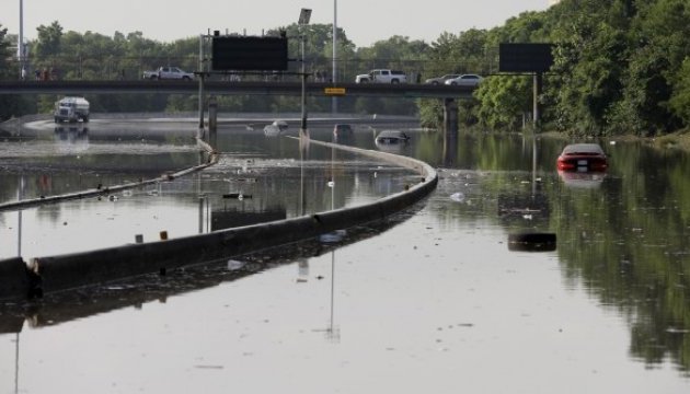У США військова вантажівка впала у воду: є загиблі