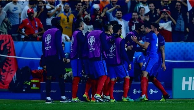 Франція обіграла Румунію у матчі-відкритті Євро-2016