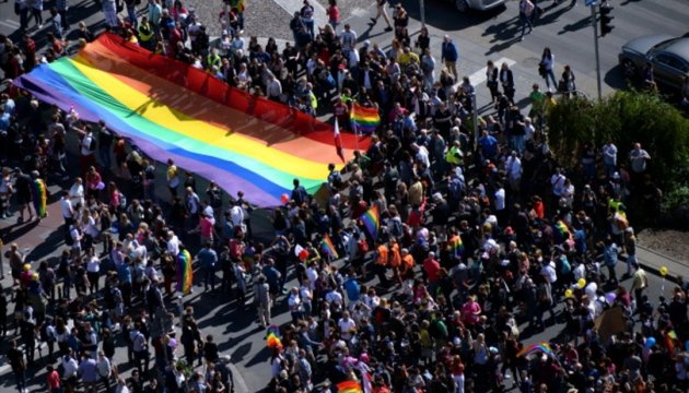 Uno de los mayores desfiles del orgullo gay del mundo  se celebra en Colonia 