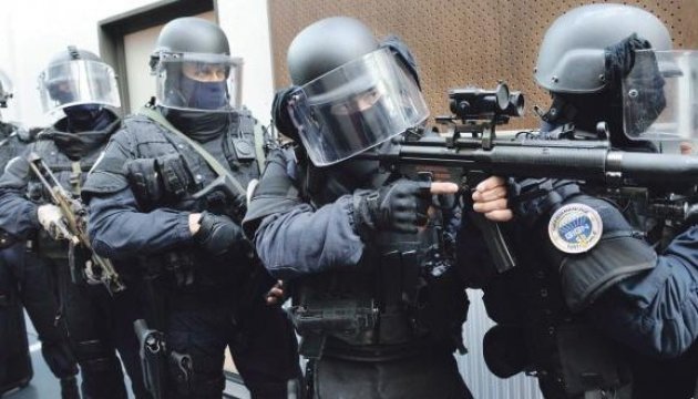 Спецслужбам Франції вдалося запобігти десяткам терактів