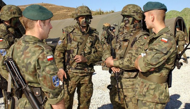 Польща і НАТО: від Москви — тільки відгороджуватись