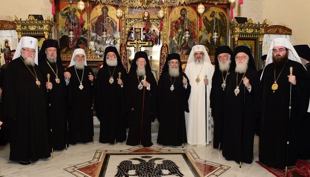 На Крит прибули 10 з 14 глав помісних церков 