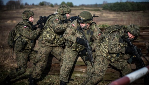 Солдатам НАТО дозволять перетинати кордон Латвії з готовою до бою зброєю
