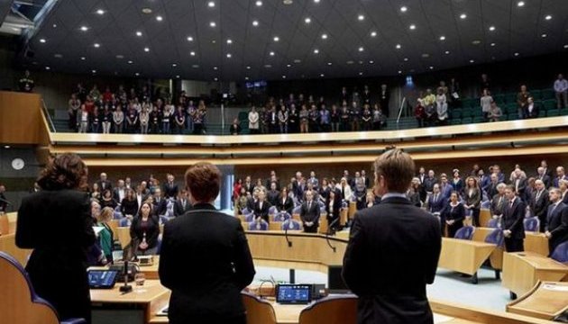 Парламент Нідерландів відкинув ініціативу референдуму про вихід з ЄС