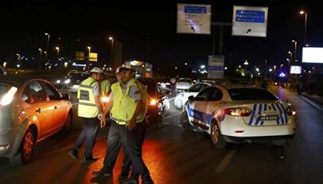 У Туреччині знову теракти: 6 загиблих, 54 поранених