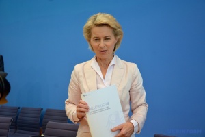 Фон дер Ляен передала Зеленскому опросник для статуса кандидата на членство в ЕС