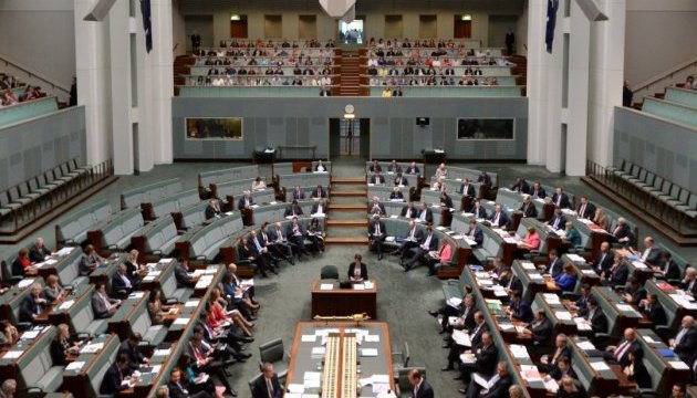 Австралія обирає парламент: перевага поки що у лібералів