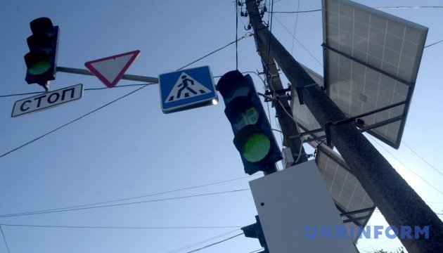 У центрі Києва тестують новий формат роботи світлофорів