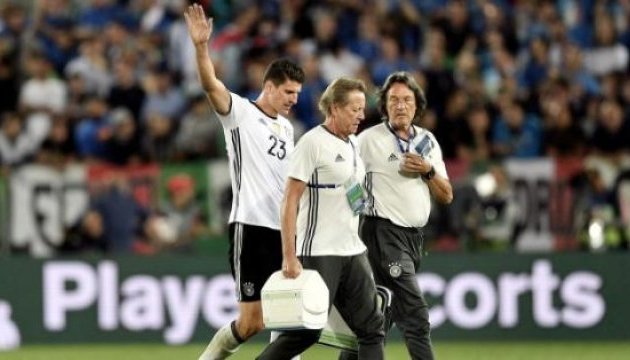 Німецький форвард Маріо Гомес більше на Євро-2016 не гратиме