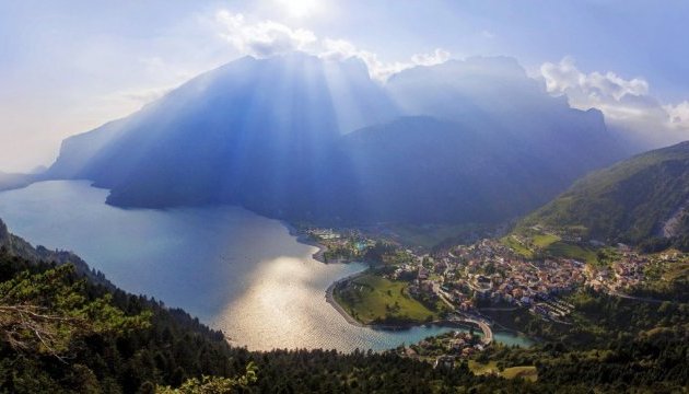 Італійці обрали найкрасивіше озеро країни